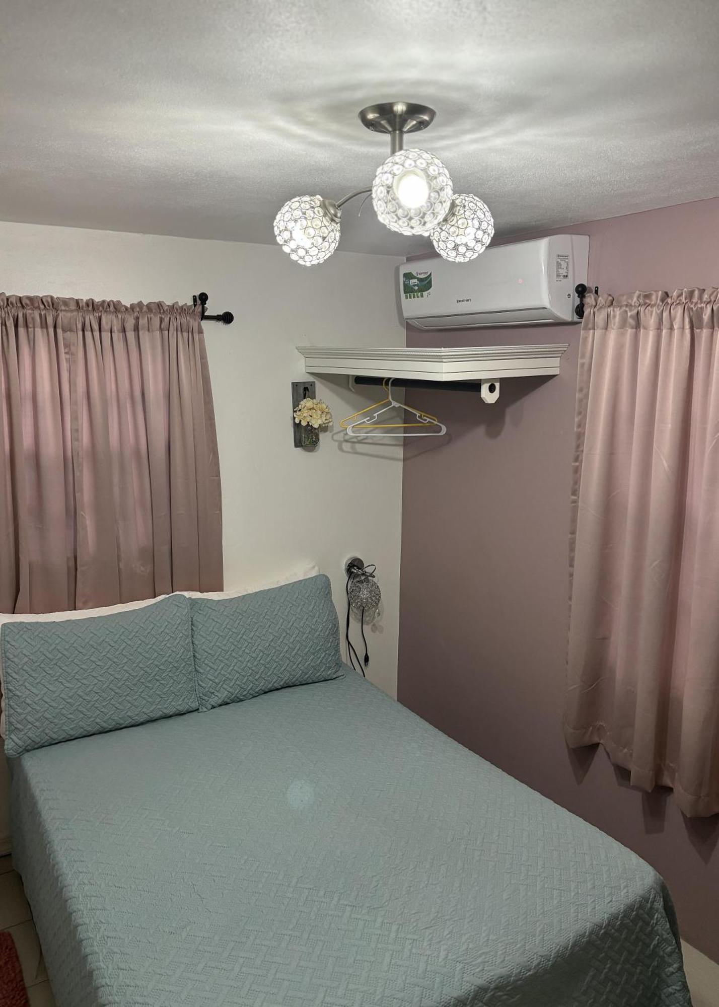 St. John's Denyse Home Cottage מראה חיצוני תמונה